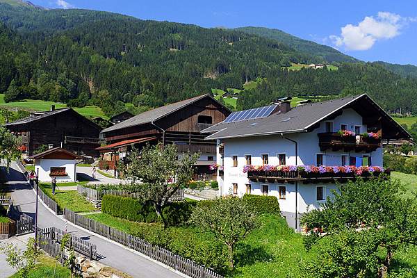 Ferienwohnung Tirol - Schlaiten