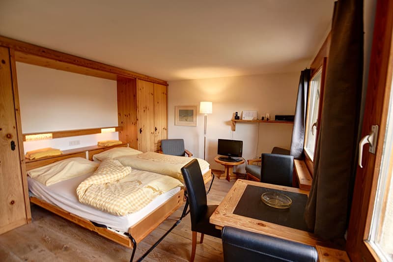 Ferienwohnung Chesa Munteratsch — Bild 2