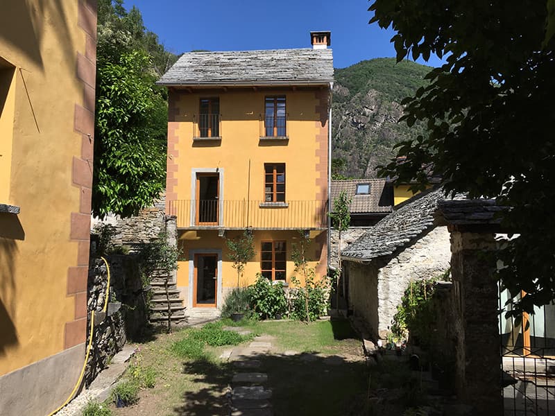 Ferienhaus Romantica casetta storica in Tegna