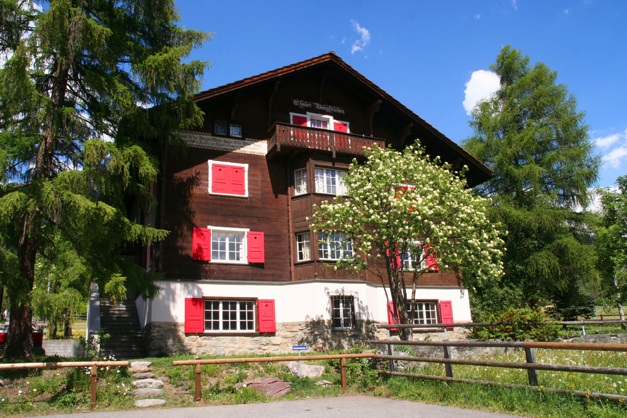 Ferienwohnung Chalet Bergfrieden — Bild 2